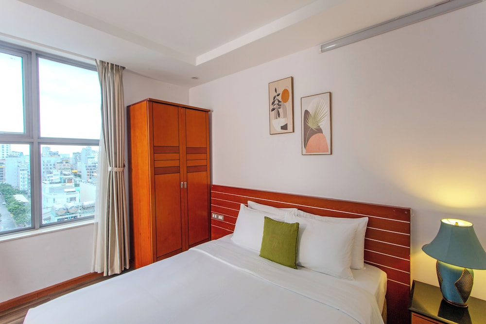 2 BEDROOMS, SUPERIOR, APARTMENT, CITY VIEW, KITCHEN