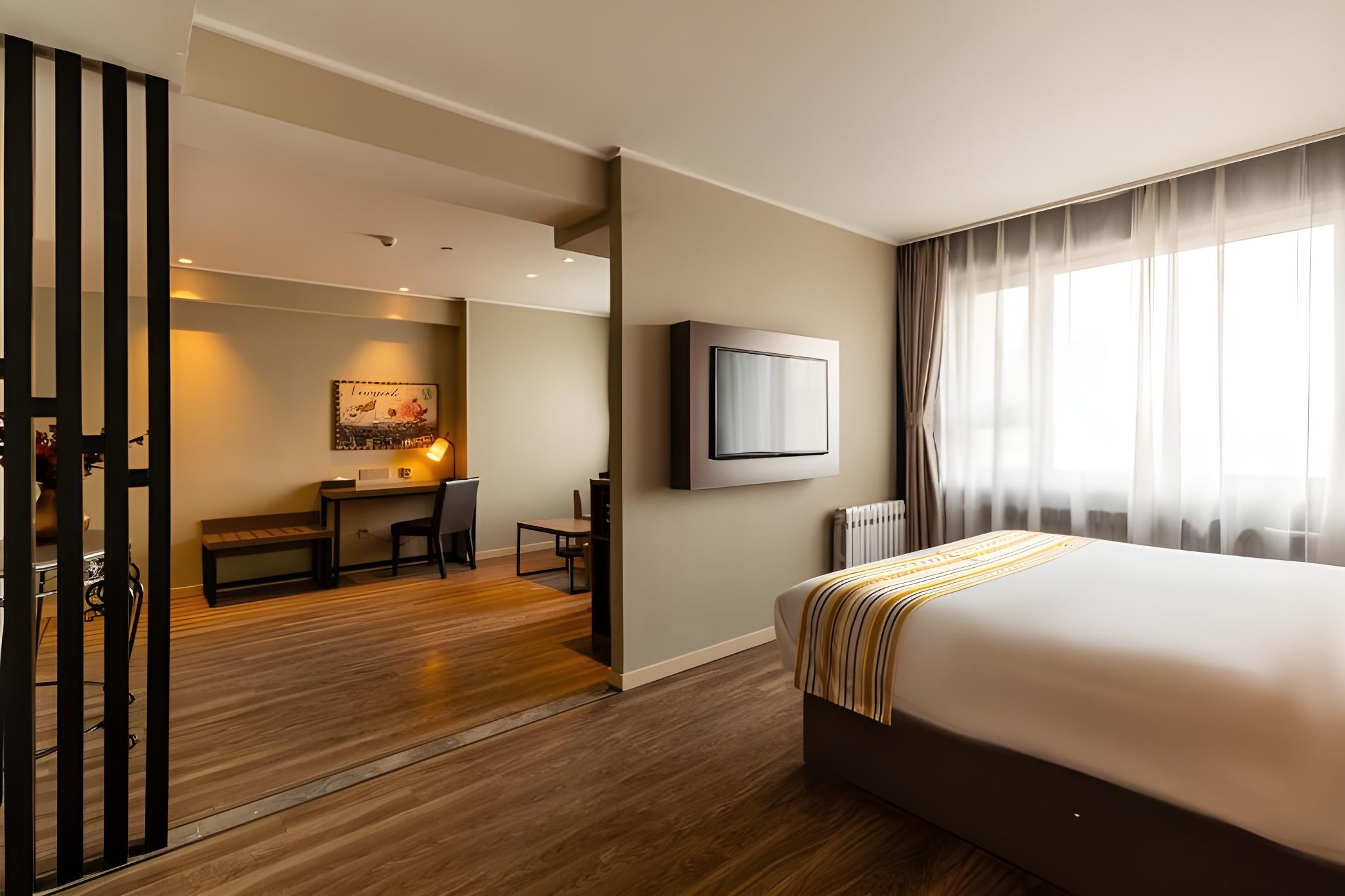 Home Inn Plus (Harbin Central Street) 26/43