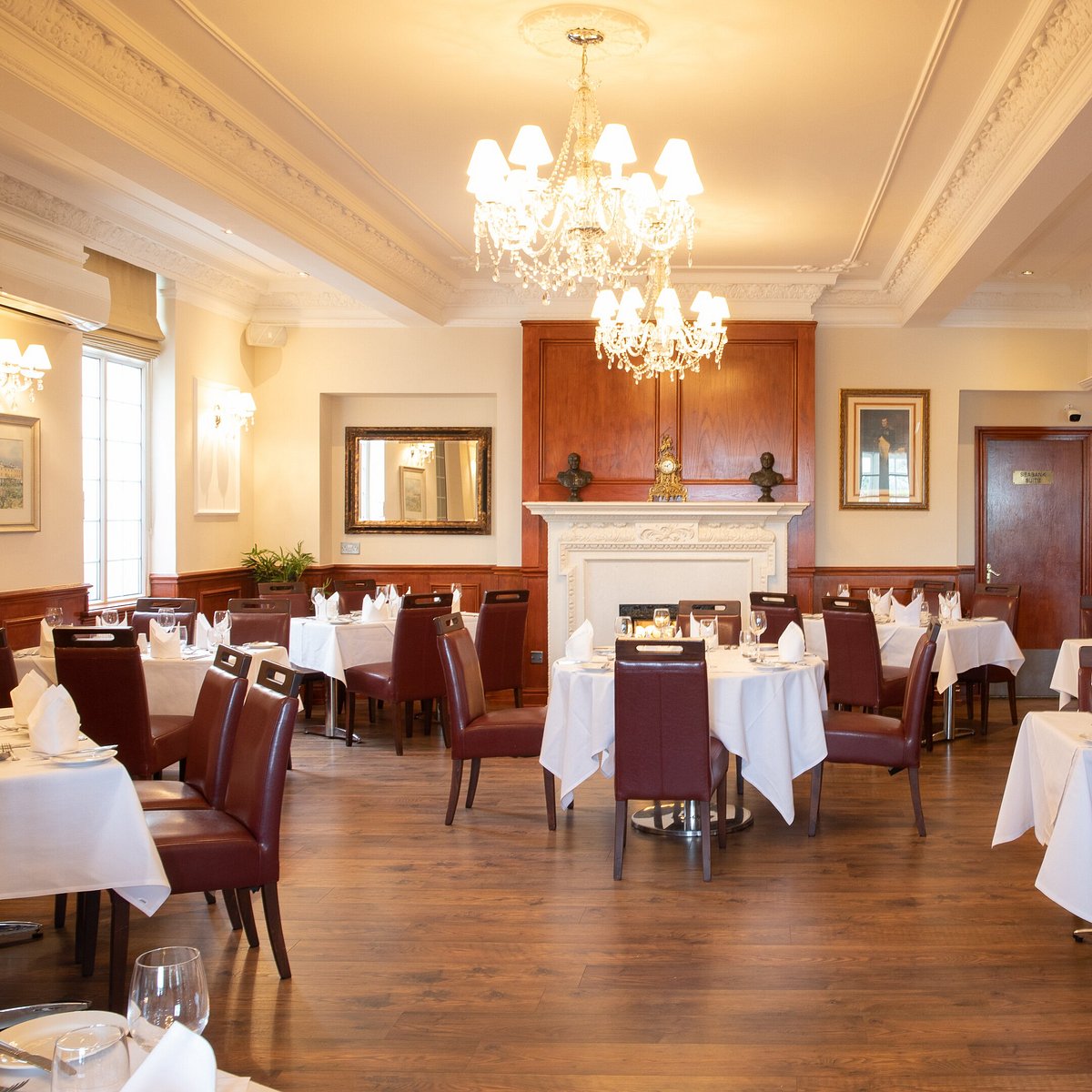 The Royal Hotel 34/49