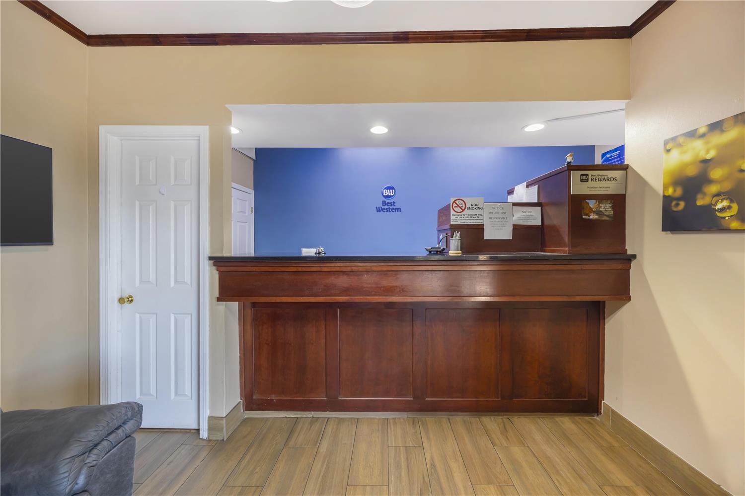 Best Western Fairwinds Inn 4/11