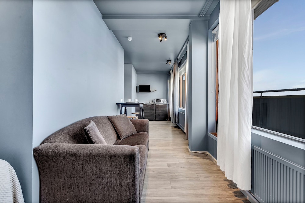 ICELAND COMFORT APARTMENTS 49/68