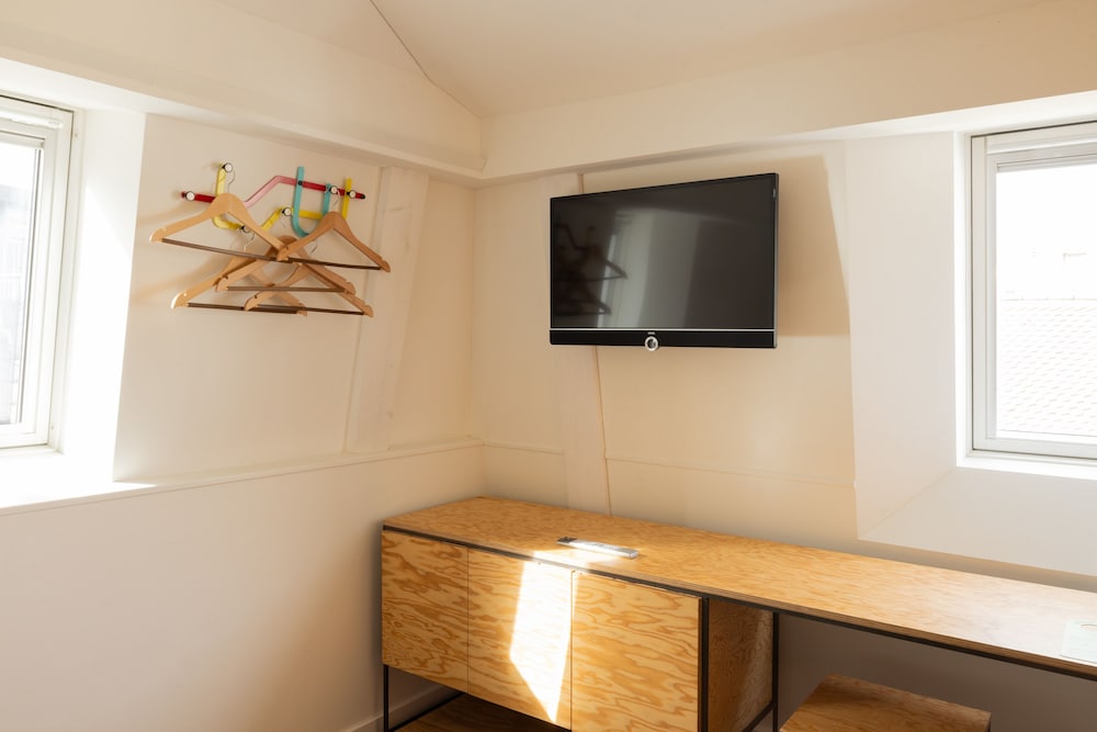 Fred Guest House Zurich Hauptbahnhof 32/50