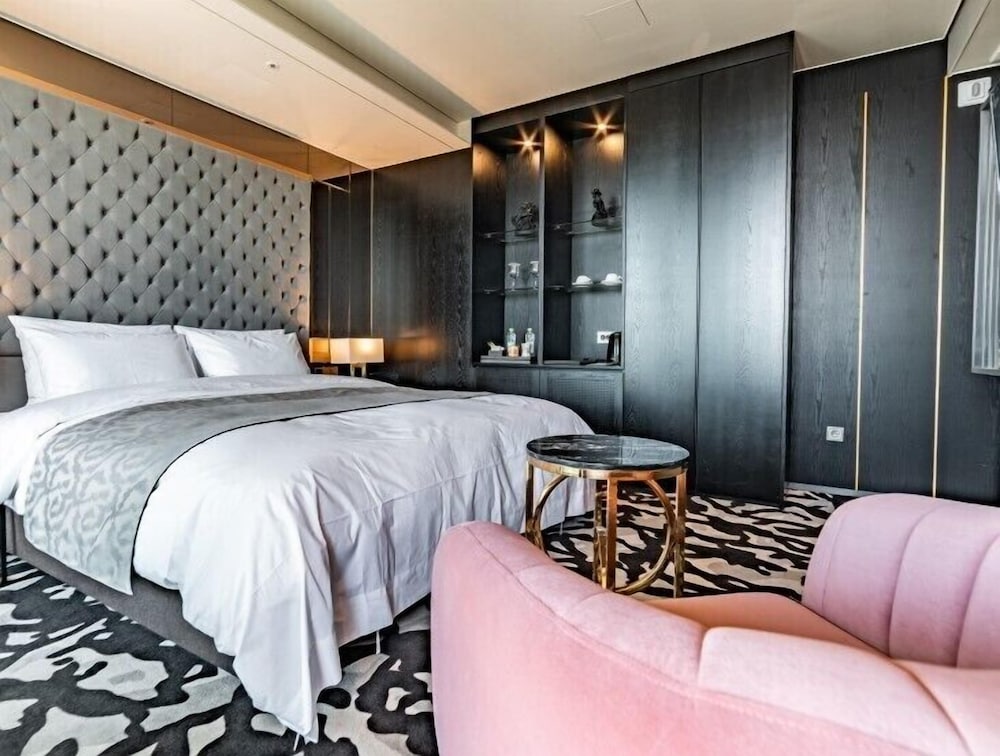 Best Louis Hamilton Hotel West Busan 5/38