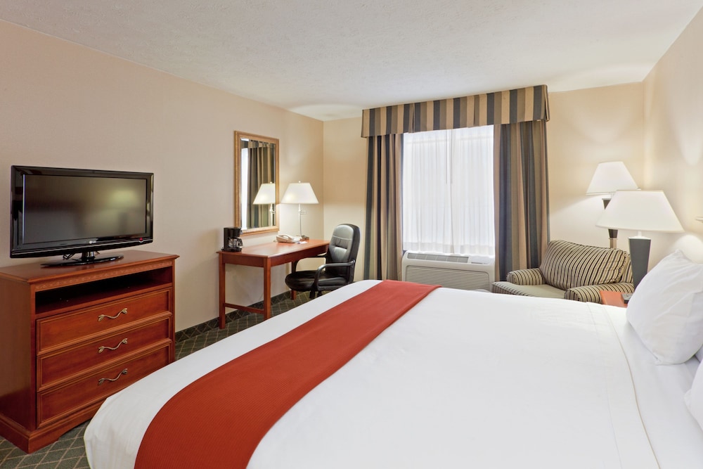 Holiday Inn Express Hotel Suites Kent State University 17/69