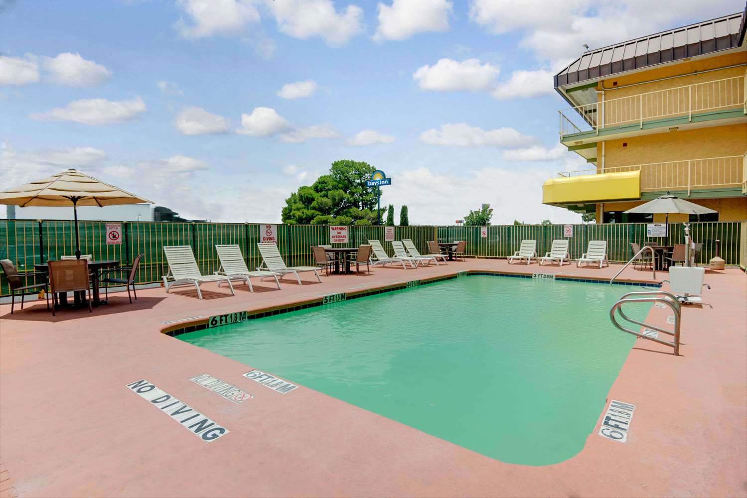 Days Inn by Wyndham El Paso Airport East 16/19