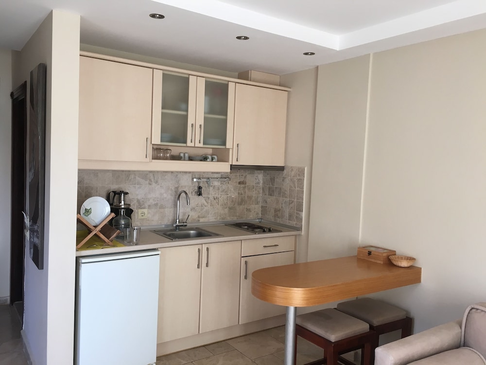 Villanaz Apart Hotel 8/22