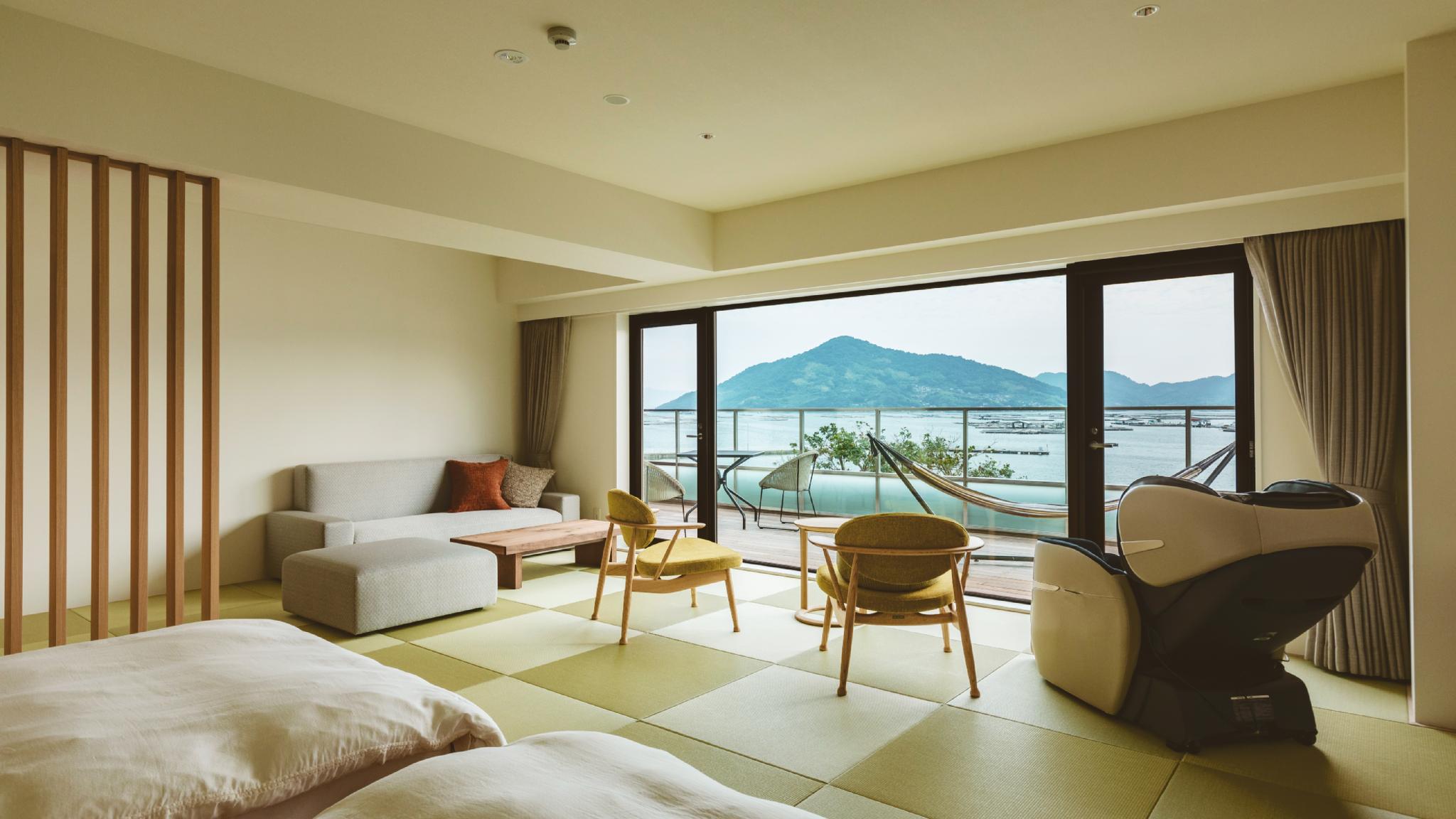 Special, Deluxe, Suite, Bath and Shower, Terrace