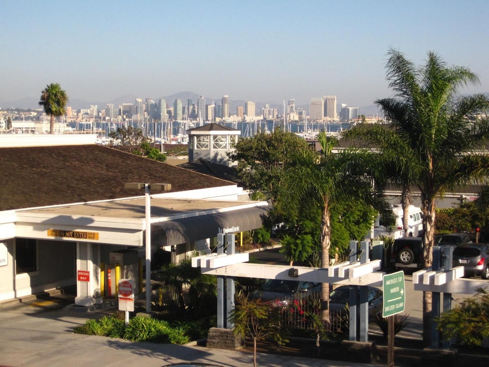 Sunrise Inn San Diego 8/44
