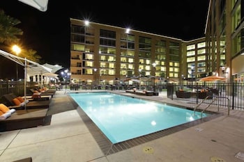University Plaza Waterfront Hotel 1/50