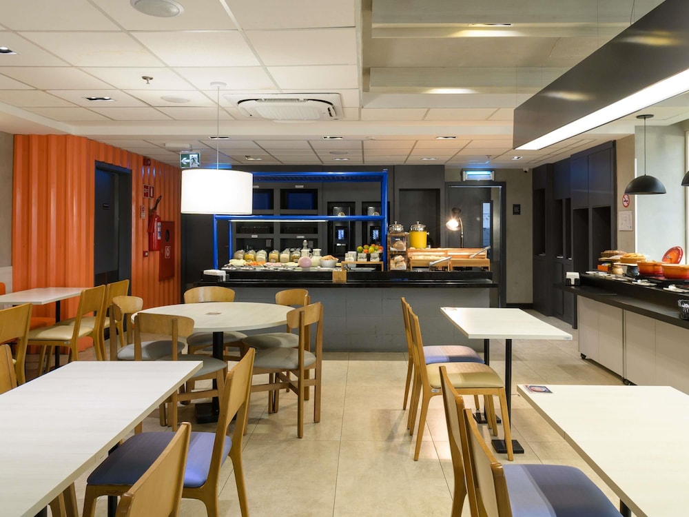 Ibis Budget Recife Jaboatao 49/64