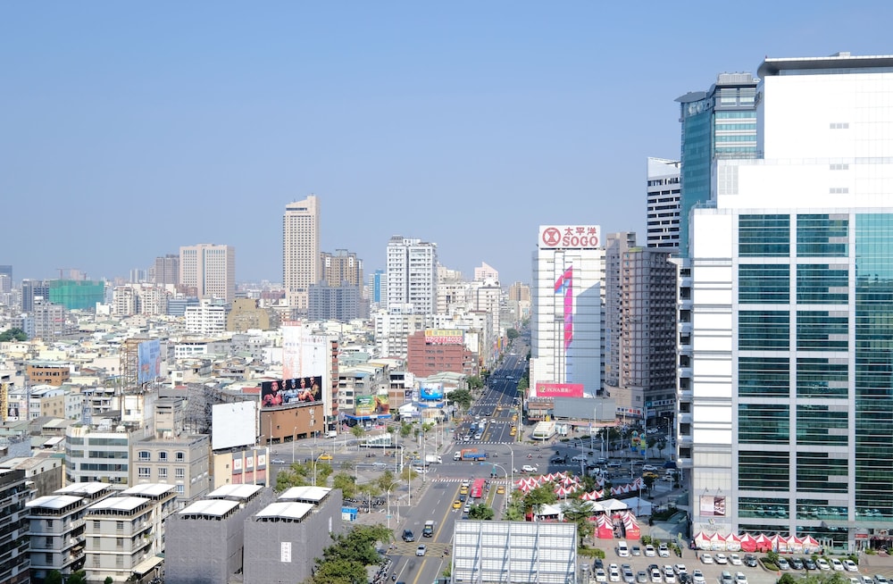 85 Asia Hotel 57/69