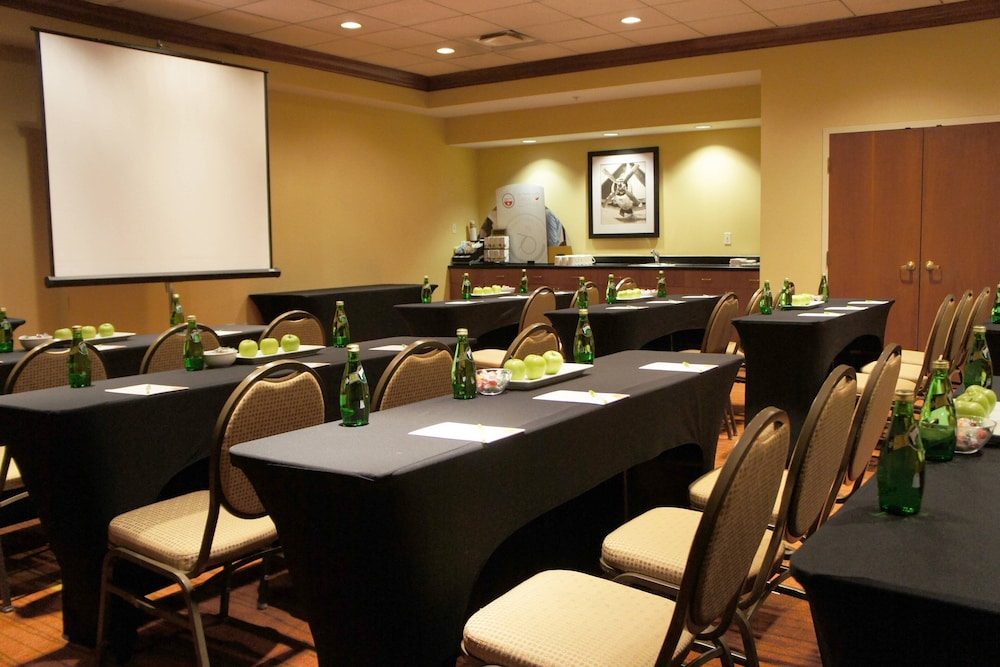 Courtyard Marriott Toronto Airport 46/56
