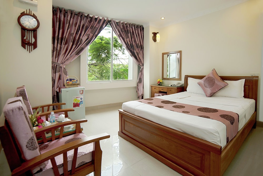Dai Long Hotel 14/68