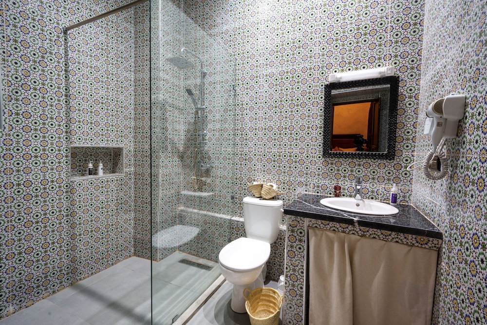 Riad Azalia 62/63