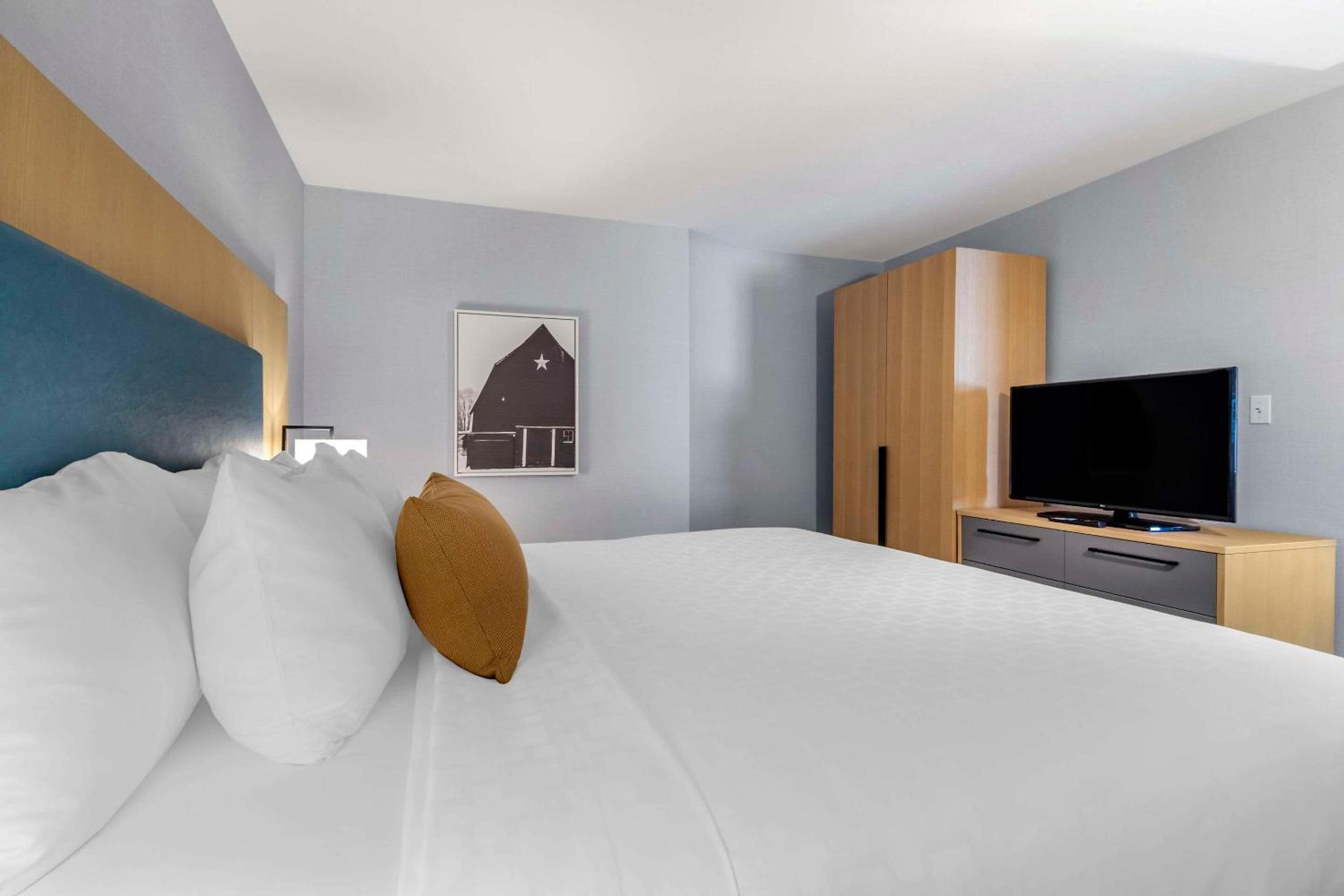 جناح جونيور بسرير كينج، Clarion Hotel & Conference Centre Abbotsford - Fraser Valley 3/10