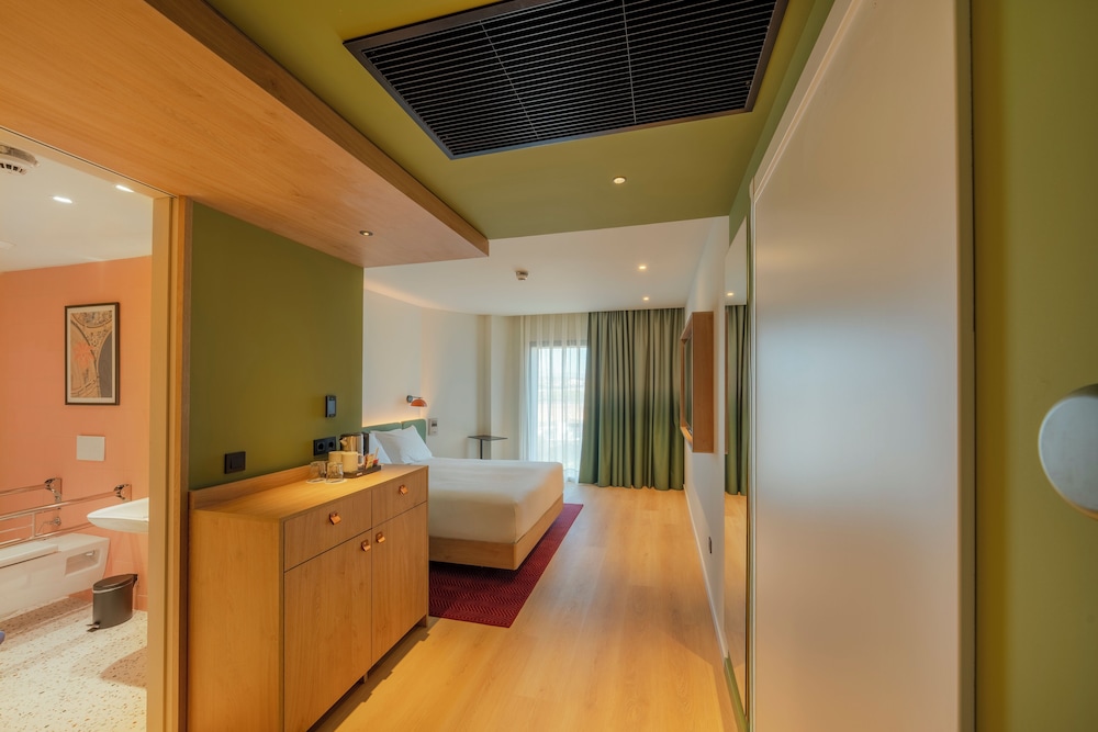 Hampton by Hilton Alicante Airport 42/42