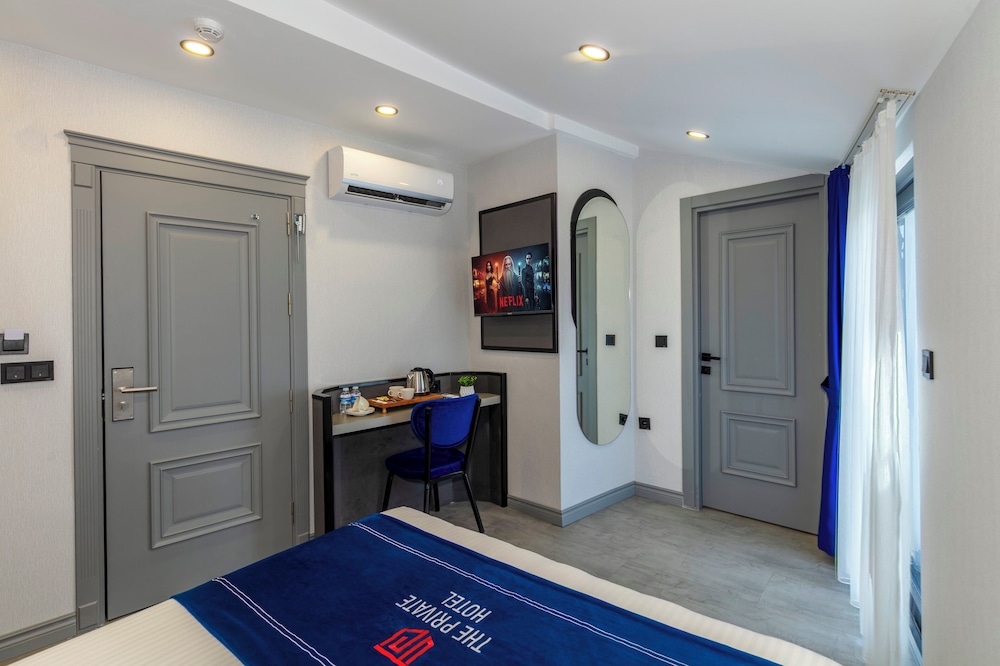 The Private Airport Hotel 37/50