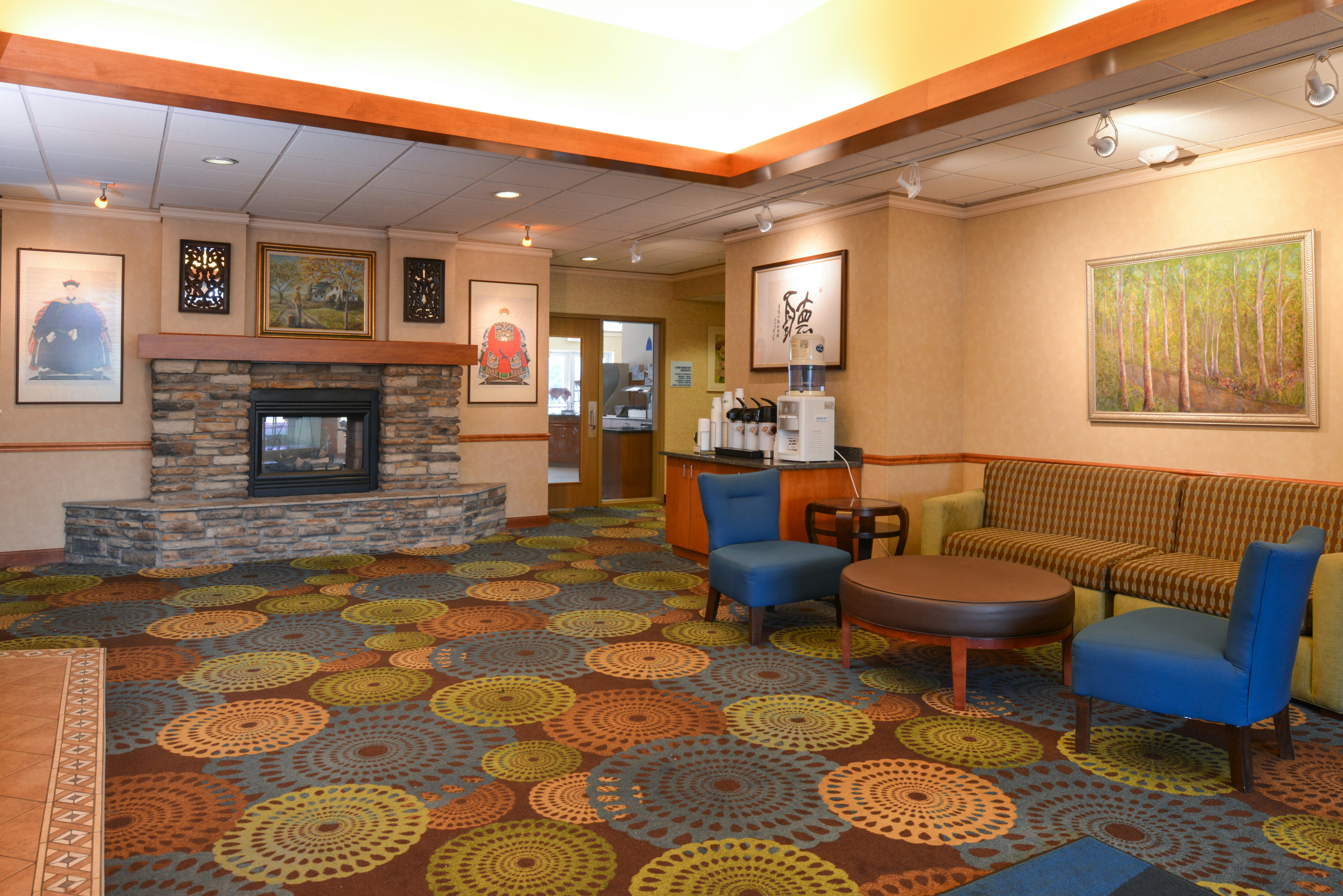 Holiday Inn Express St. Croix Valley 54/76