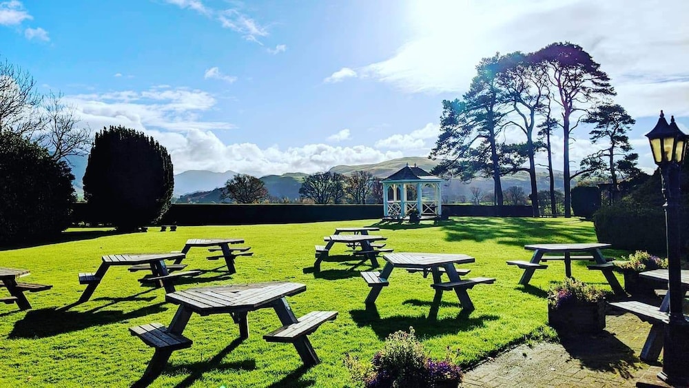 Hundith Hill Hotel 43/66