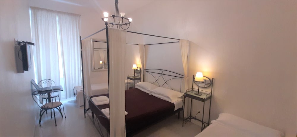 Wrh Trastevere 34/62