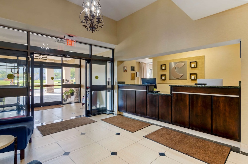 Comfort Inn Bluefield, VA 12/39