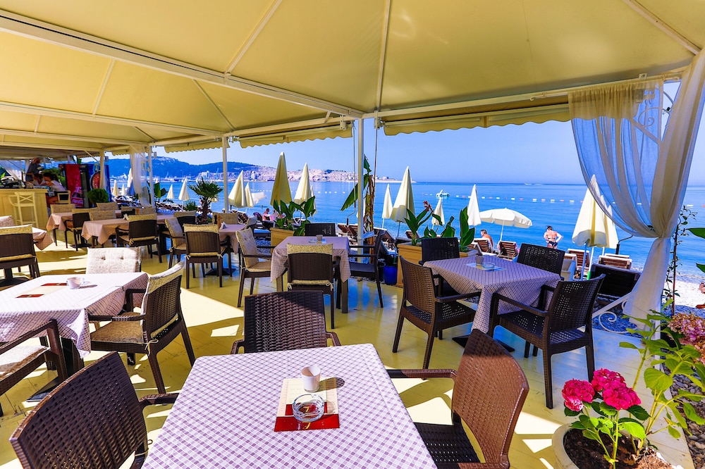 Apart Hotel Kuce Lekovica 32/50