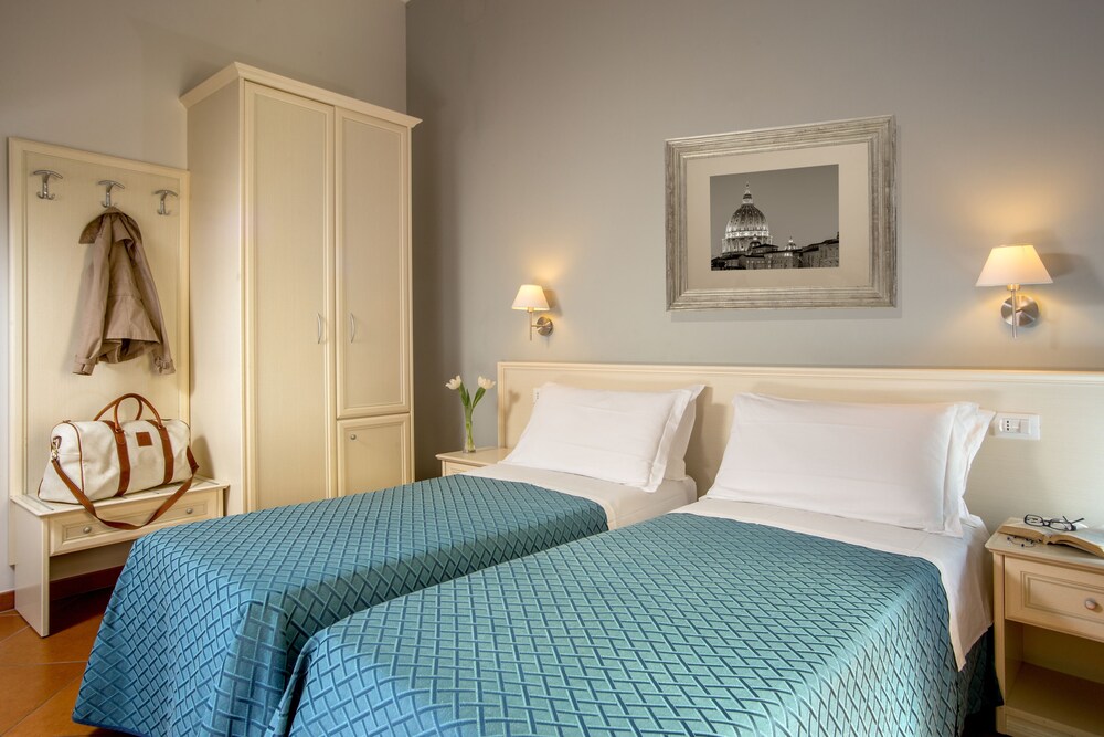 Ottaviano Guest House 6/33