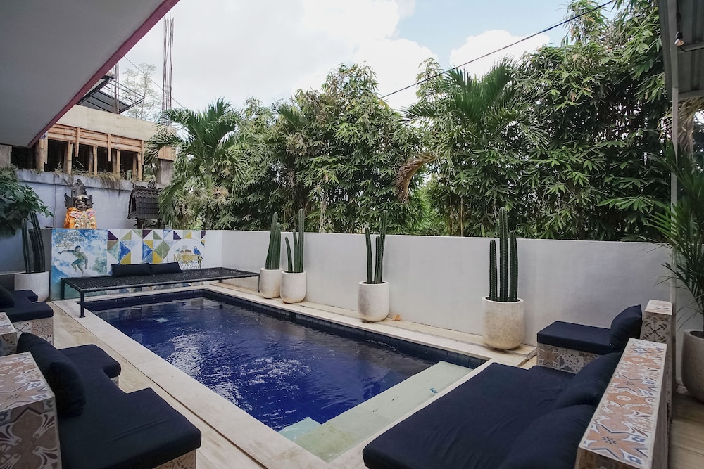 Margarita Surf Hostel Canggu 39/44