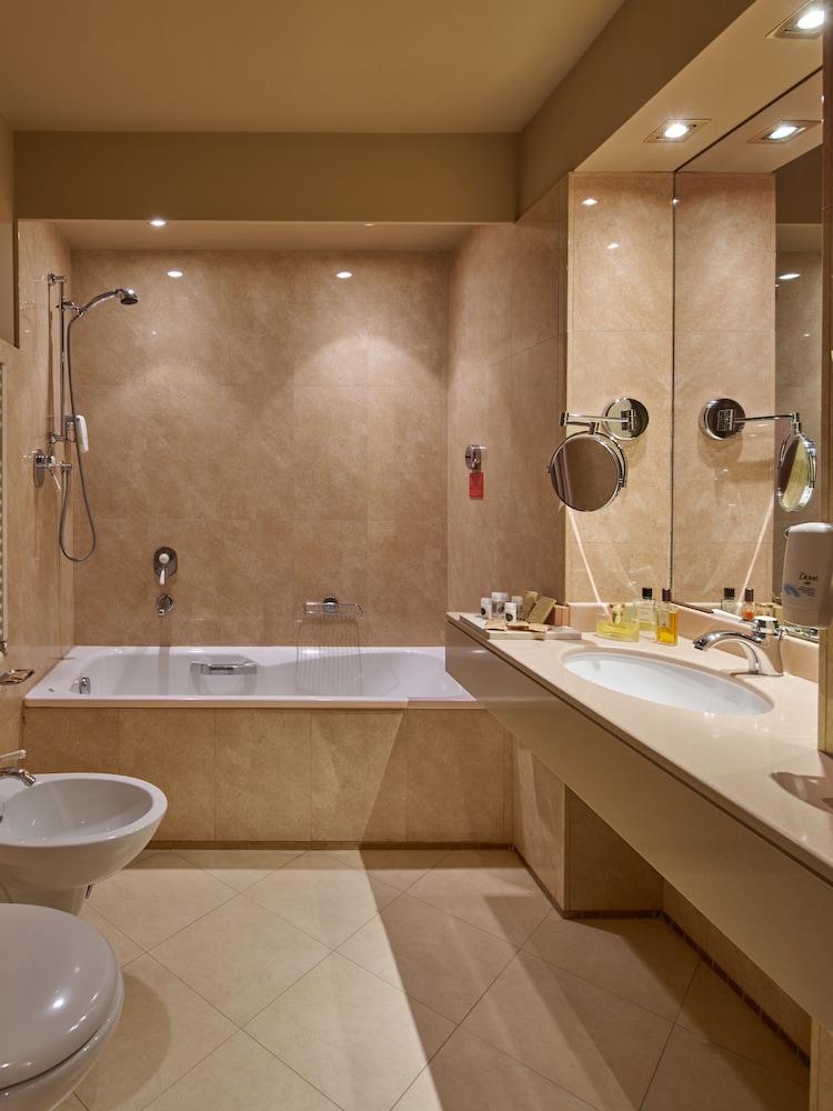 Hotel Accademia Verona 79/80