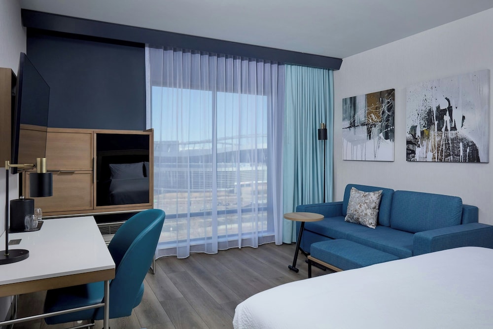 Courtyard by Marriott Denver Downtown West 15/41