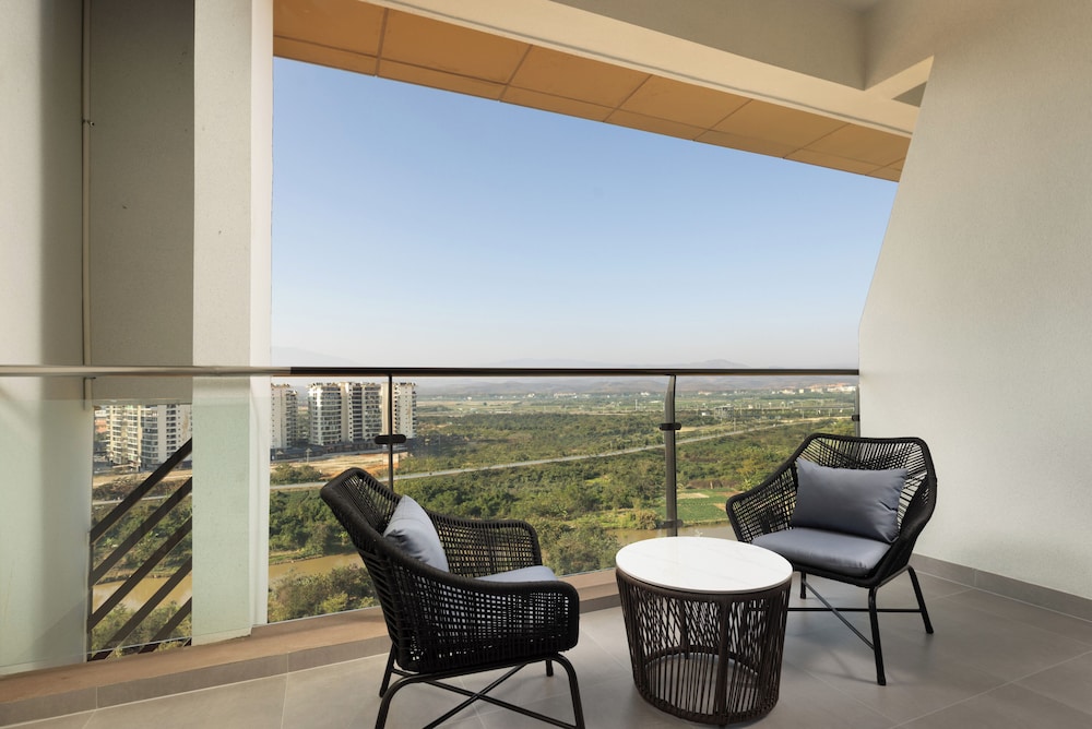 Hilton Garden Inn Xishuangbanna Gasa Airport 60/66