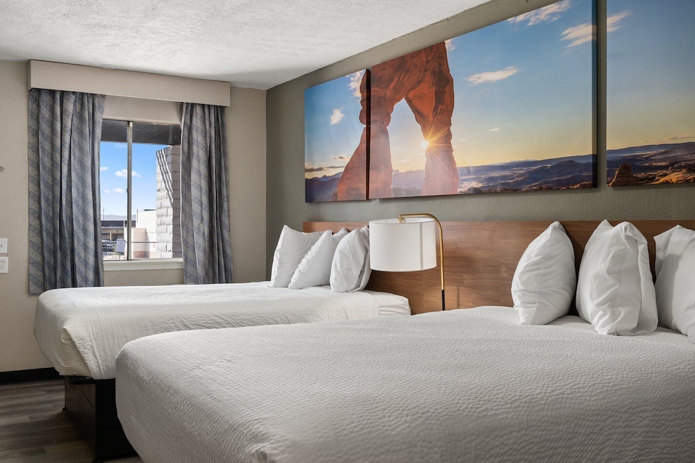 ROOM, 2 QUEEN BEDS