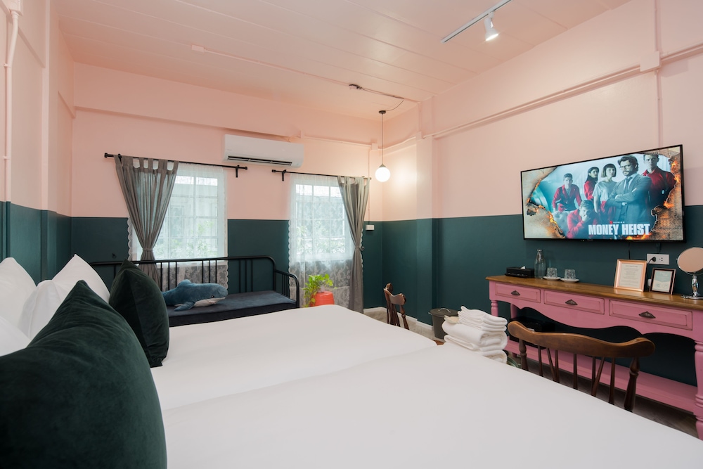 Blu Monkey Boutique Phuket Town 22/50