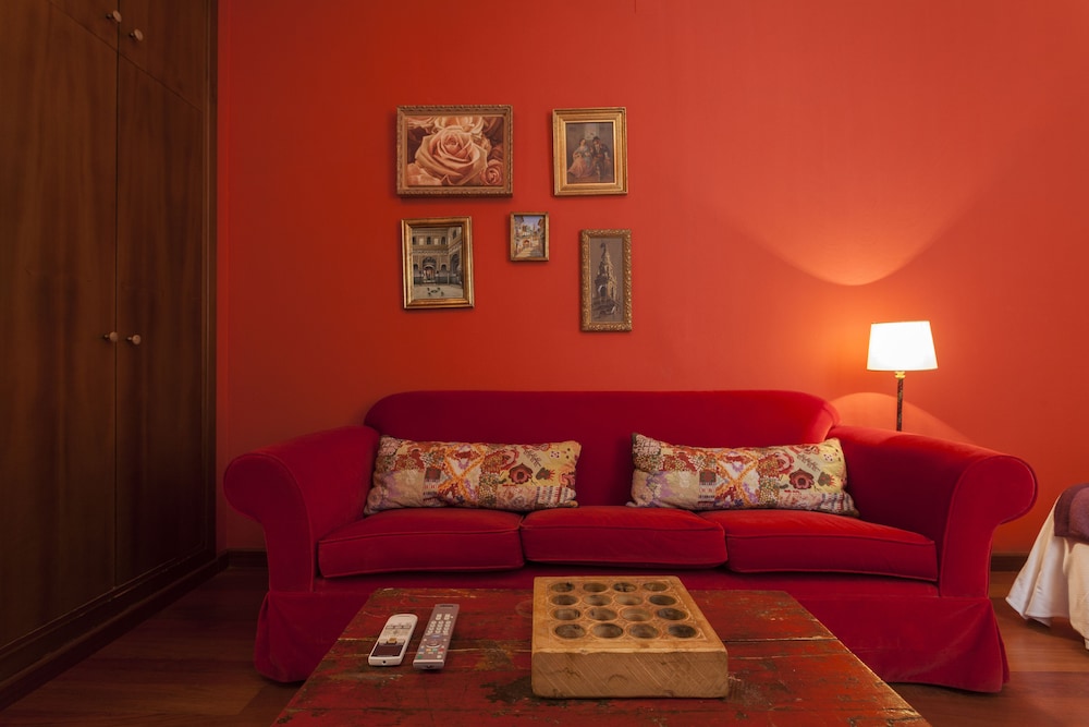La Casa Del Maestro Boutique 23/50