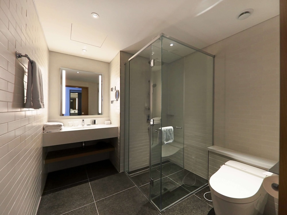 Mercure Ambassador Ulsan 47/50