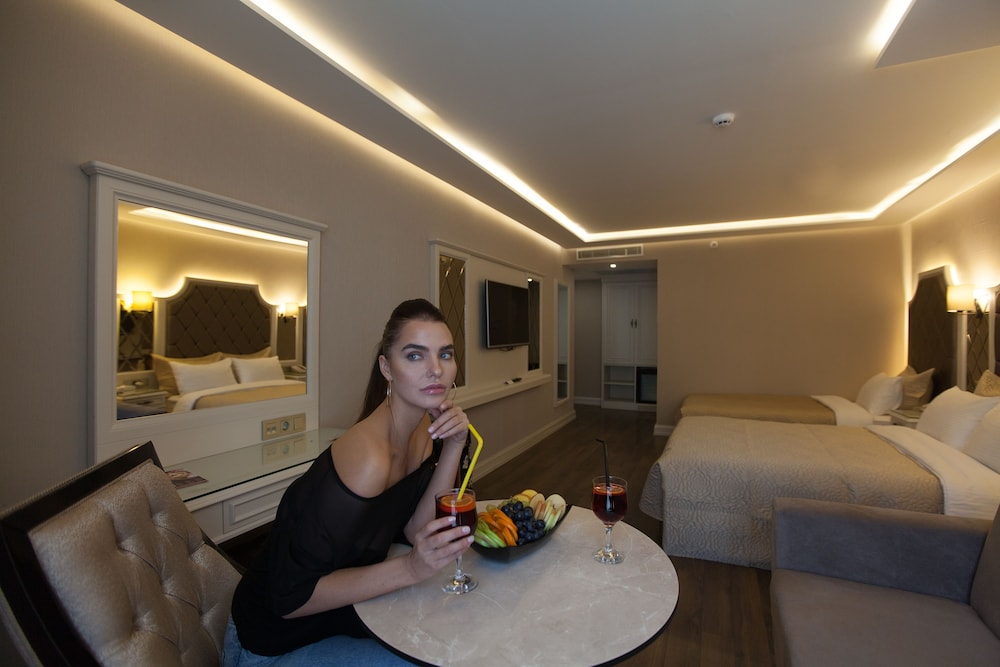 Miss Istanbul Hotel & Spa 10/48