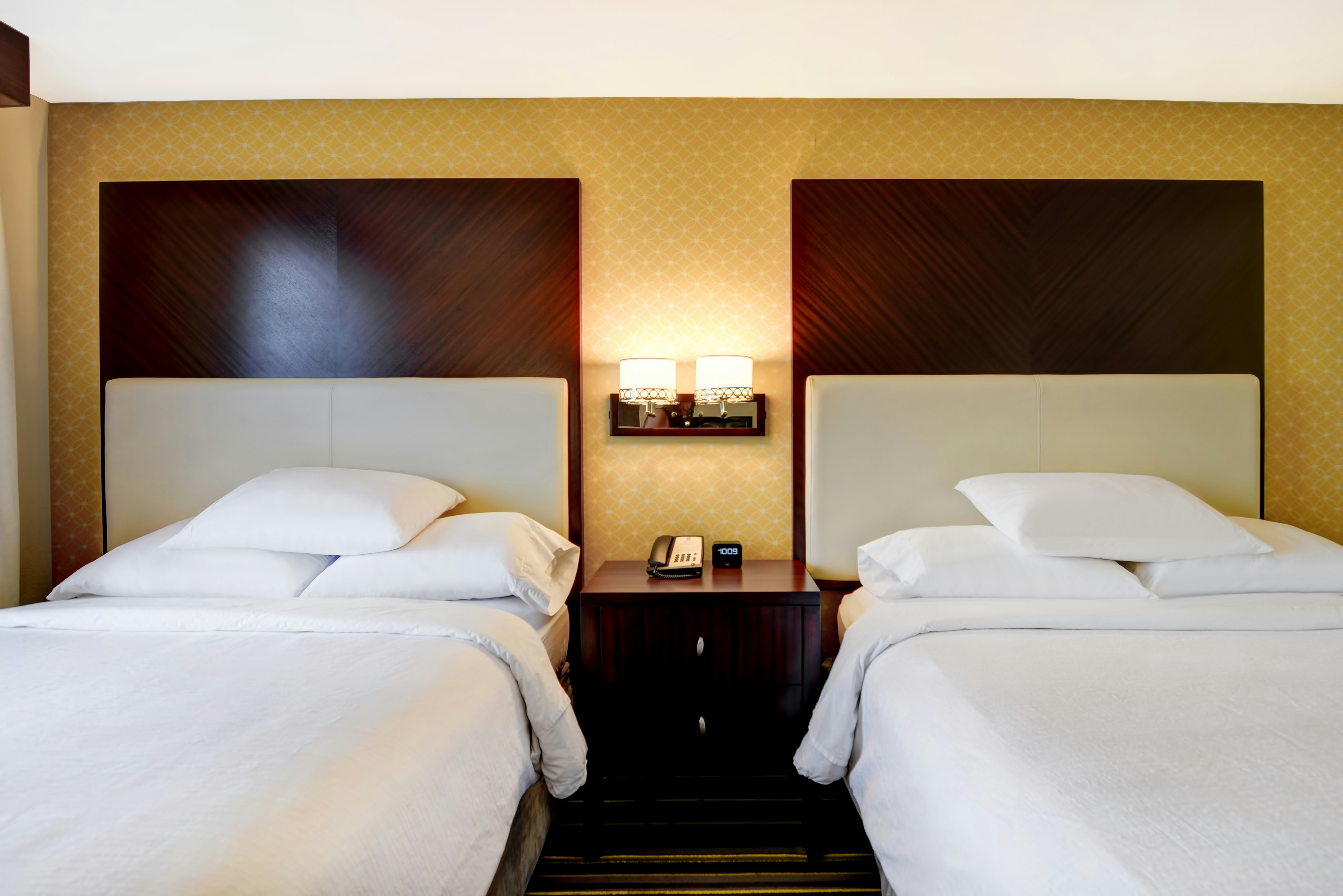 Room, 2 Queen Beds, Smoking