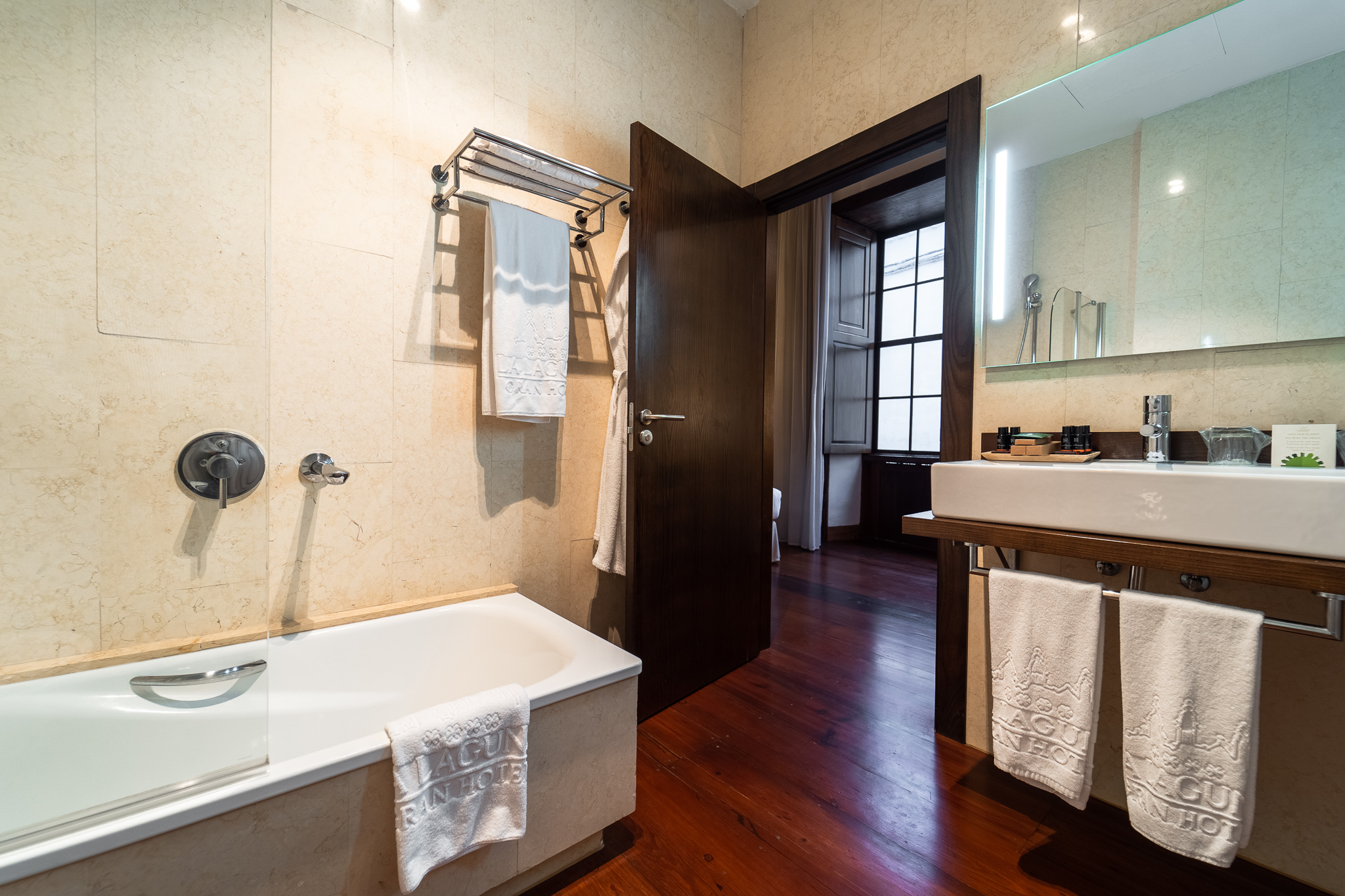 Noble, Double Bed، LA LAGUNA GRAN HOTEL 2/3
