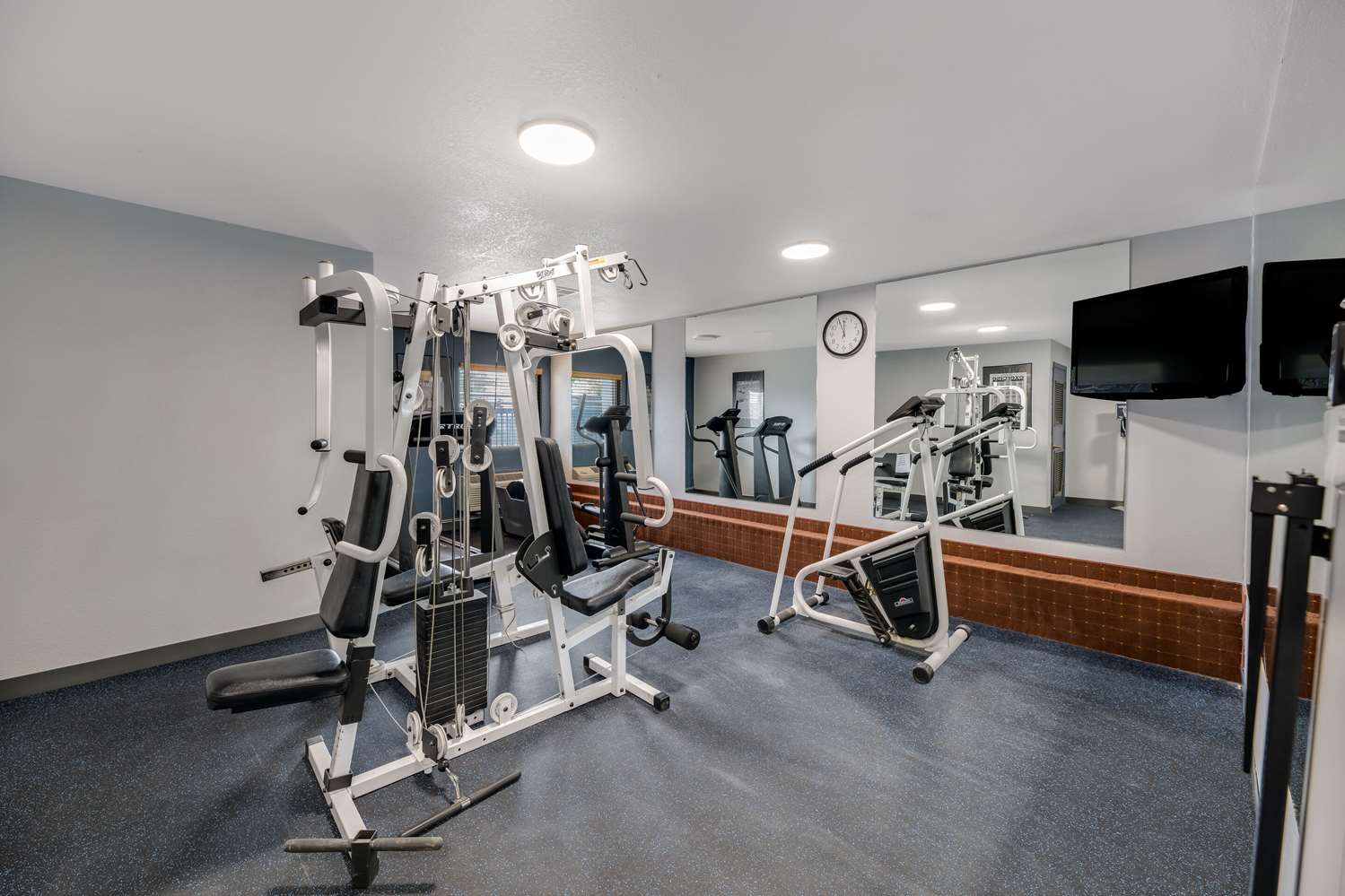 Quality Inn Suites Artesia 17/27