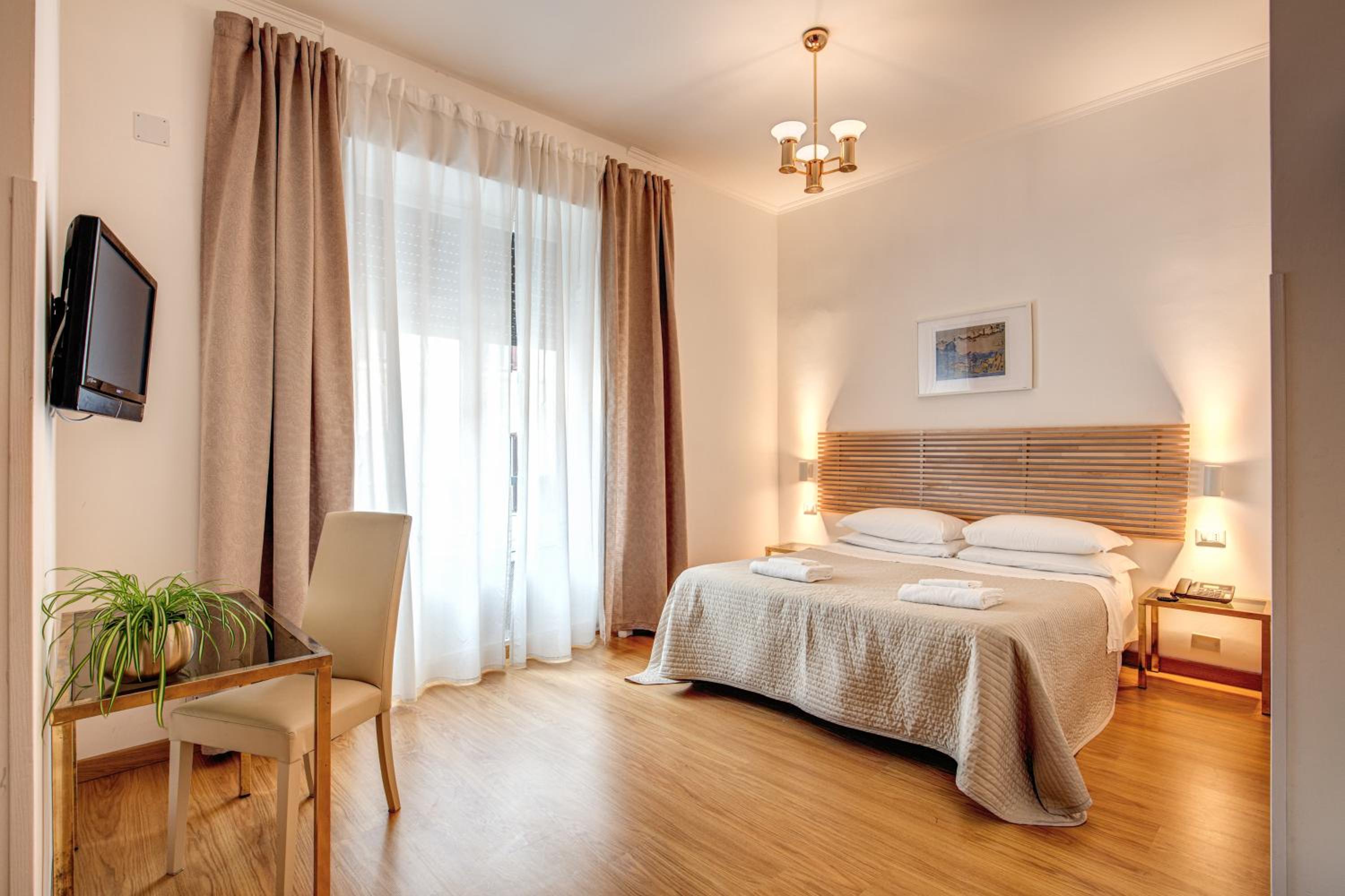 Smart, Double or Twin Bed