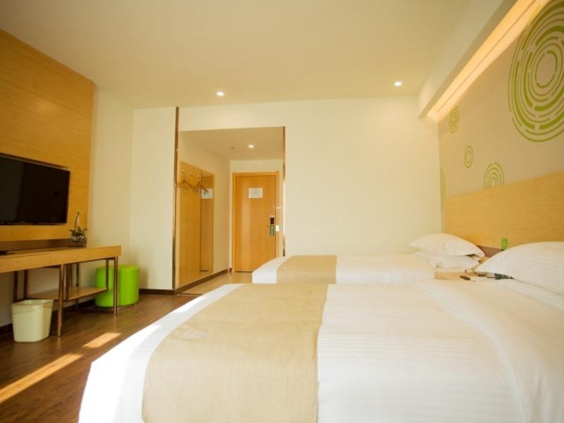 GreenTree Inn Jinan Tangye Express Hotel 14/19