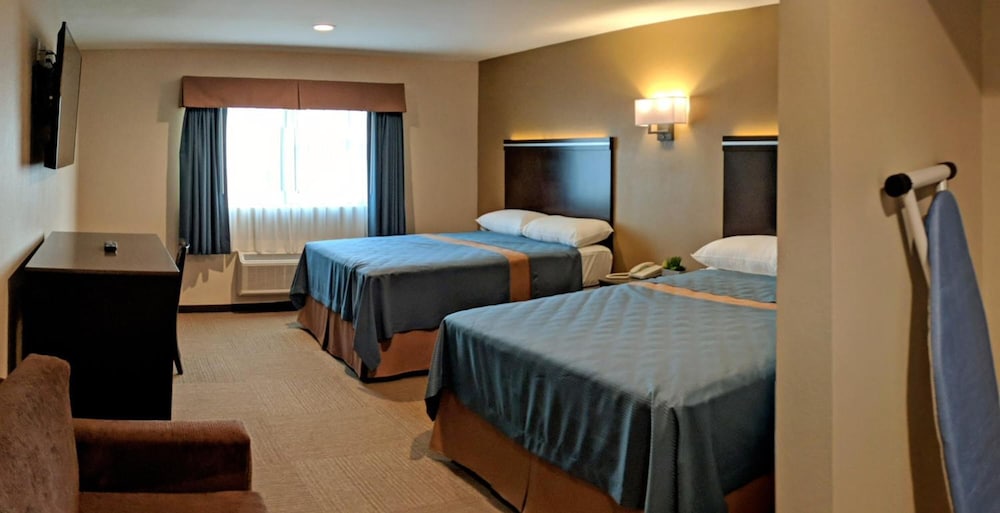 EPIC Hotel Pico Rivera 9/41