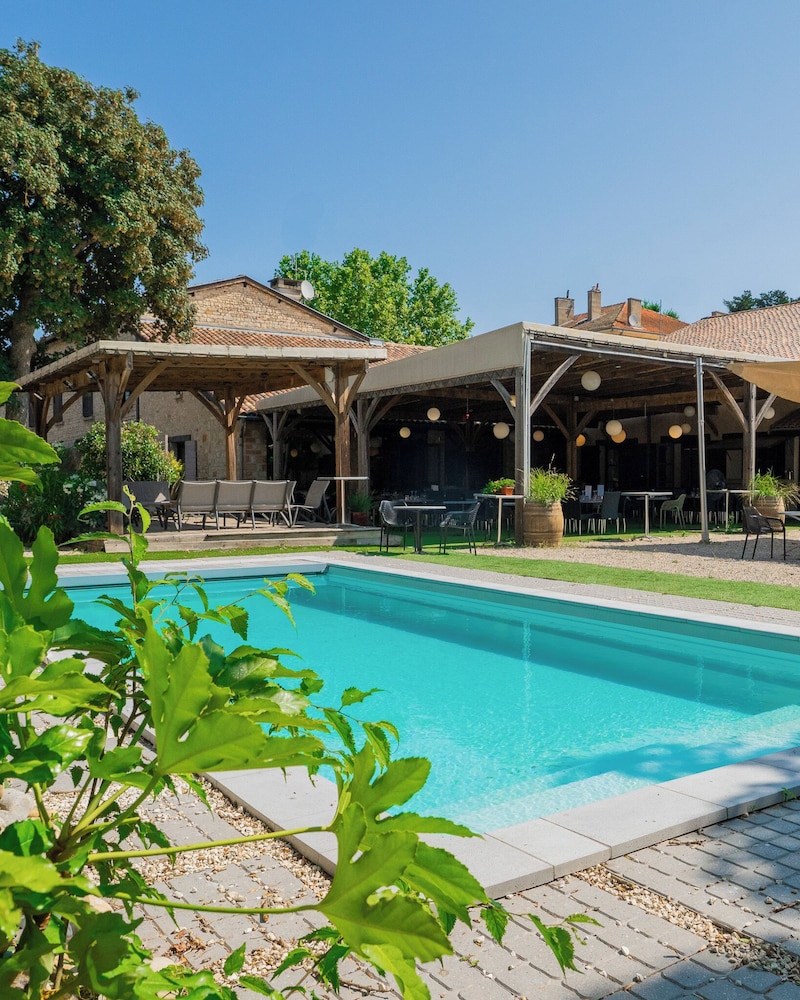 HOTEL SAINT-ROMAIN 57/58