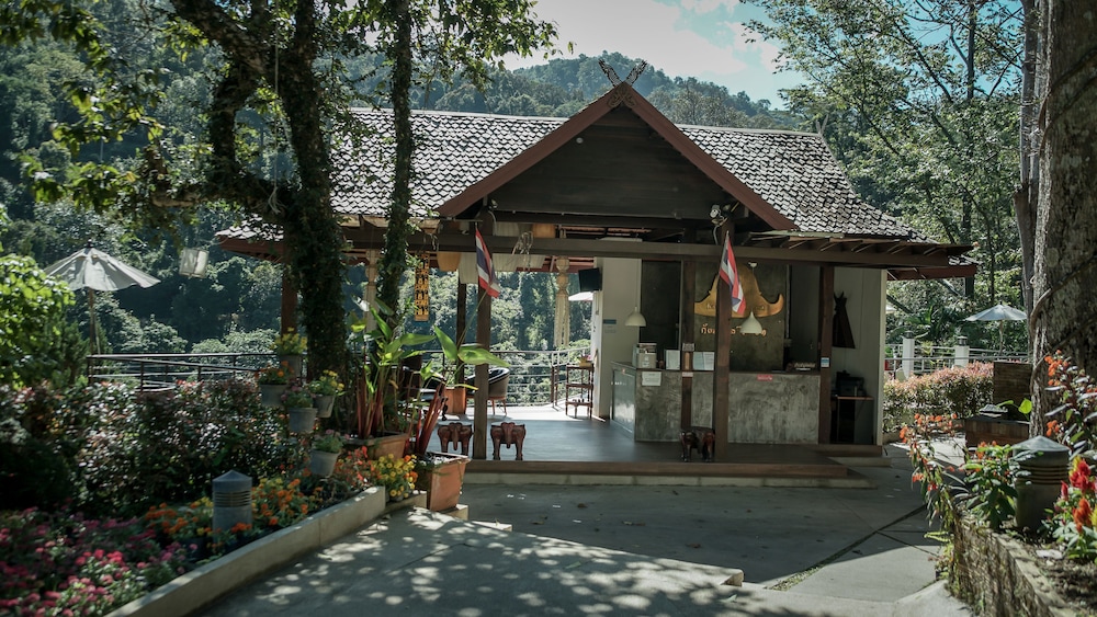 Kangsadarn Resort 2/57