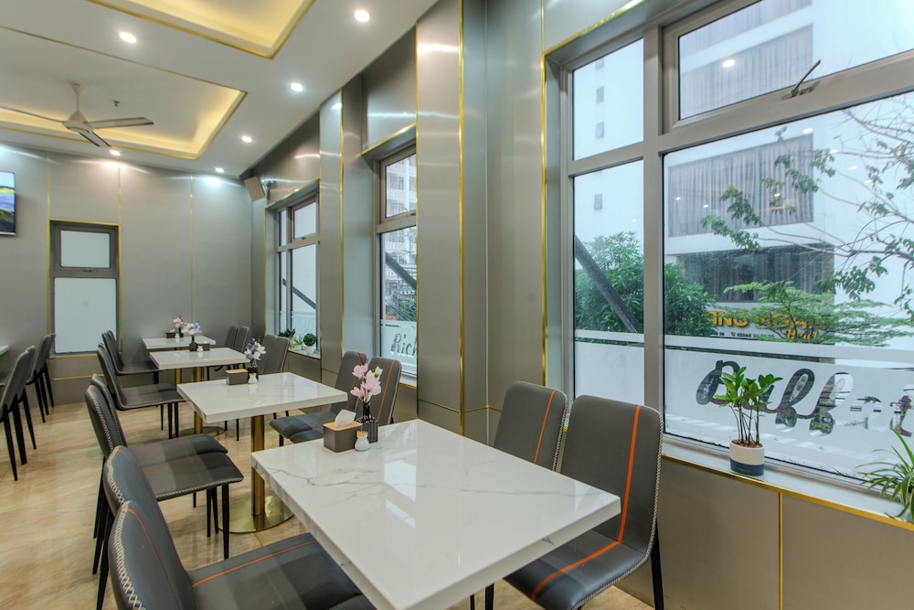 Richico Apartments And Hotel 61/82