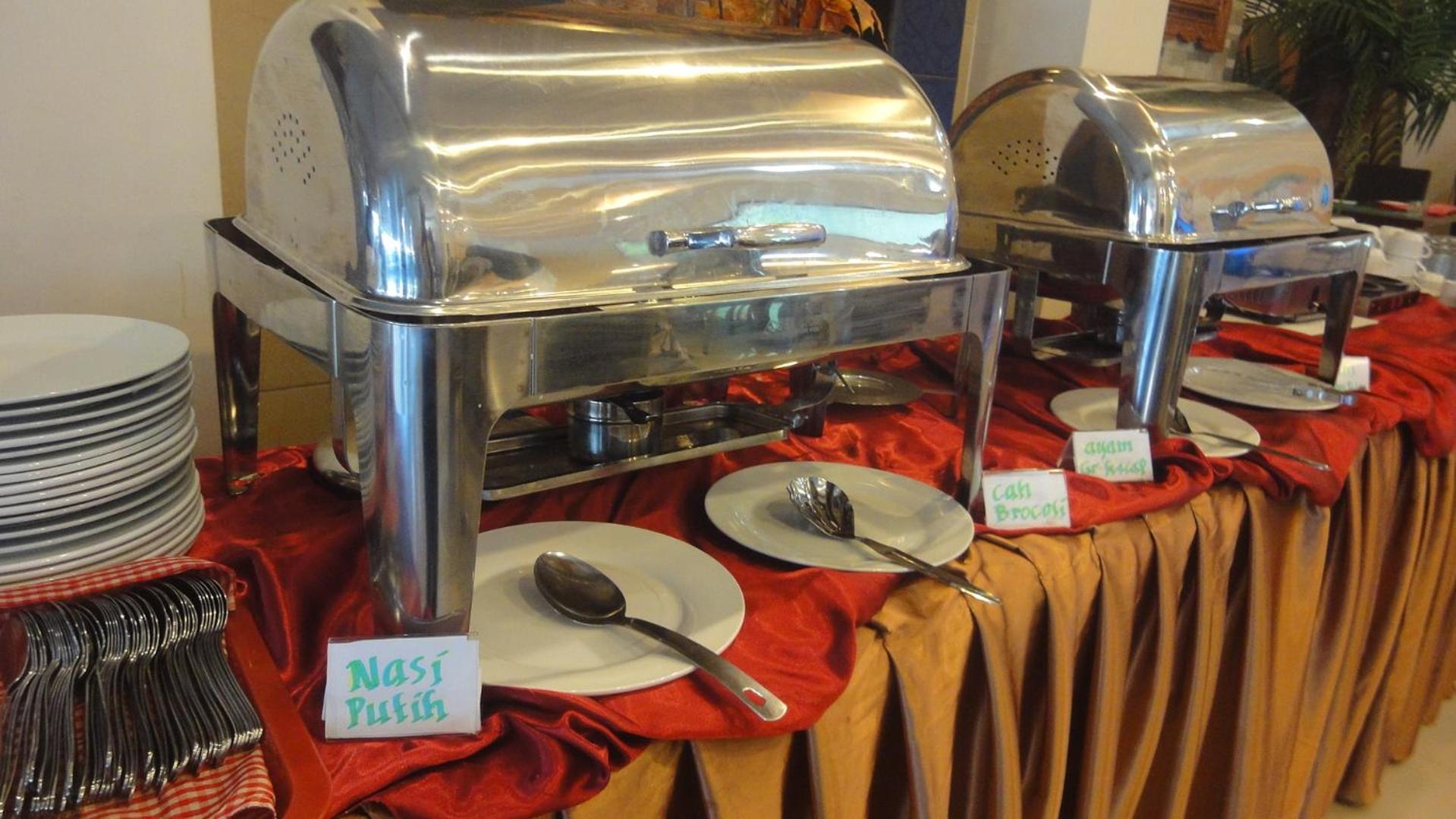 Sindha Hotel Ruteng 21/29