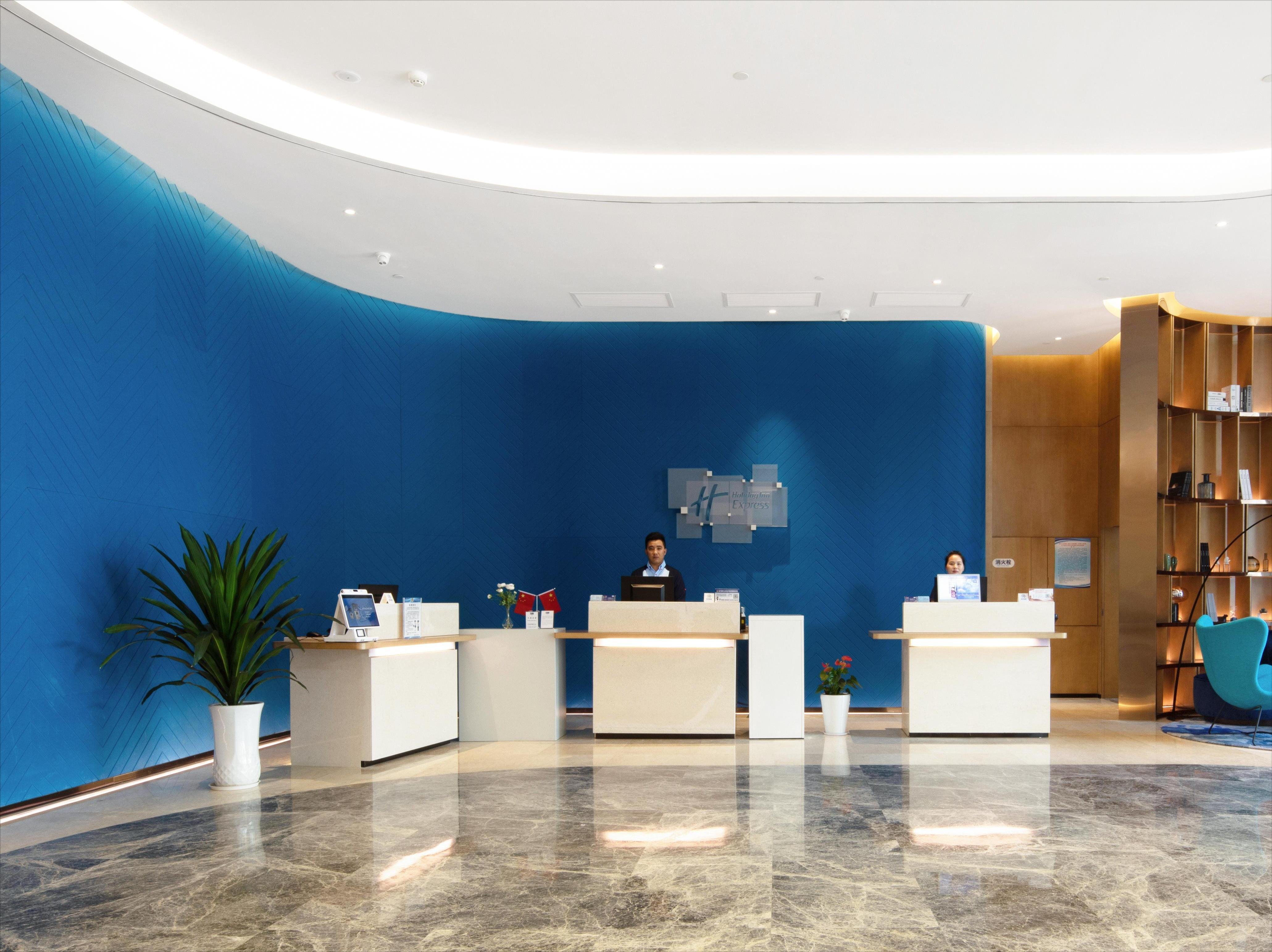 Holiday Inn Express Zhoushan Dinghai 6/39