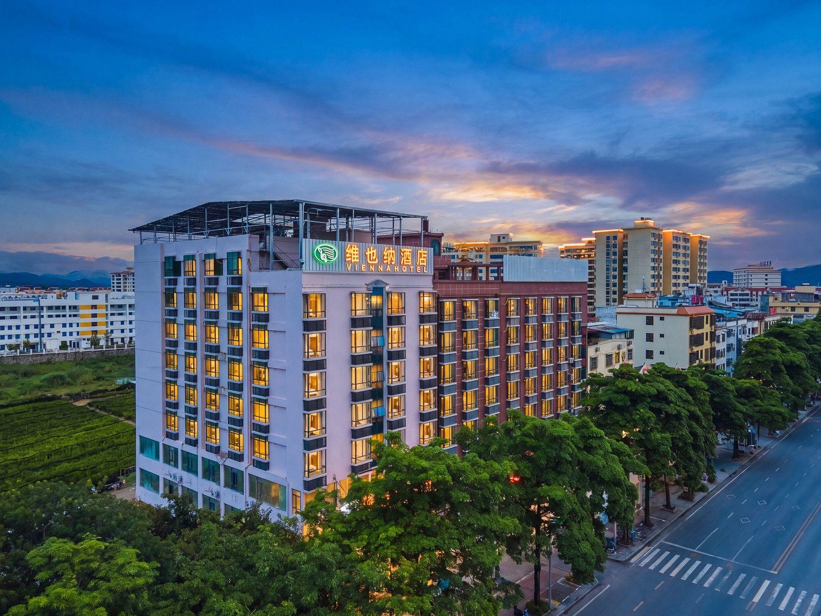 Vienna Hotel (Ledong Dongyuan) 5/46