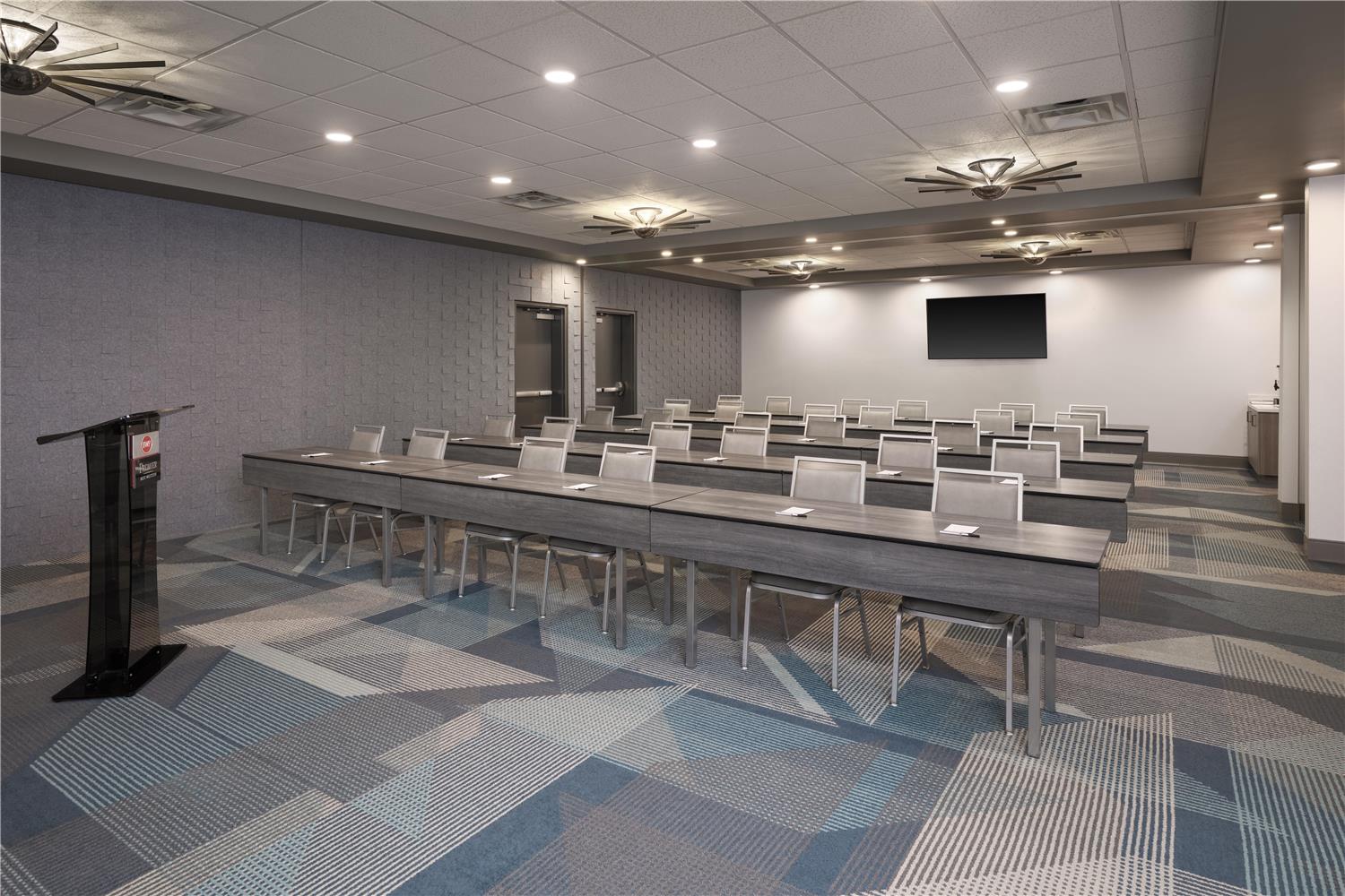 Best Western Premier Hotel At Fisher's Landing 28/31