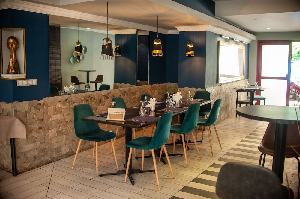 LE GRAND MELLIS HOTEL & SPA 50/62